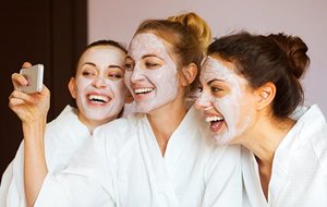 Volwassenenacne: komt veel voor bij vrouwen in de dertig.