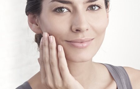 huidverzorgingsproducten bieden voeding voor de droge huid